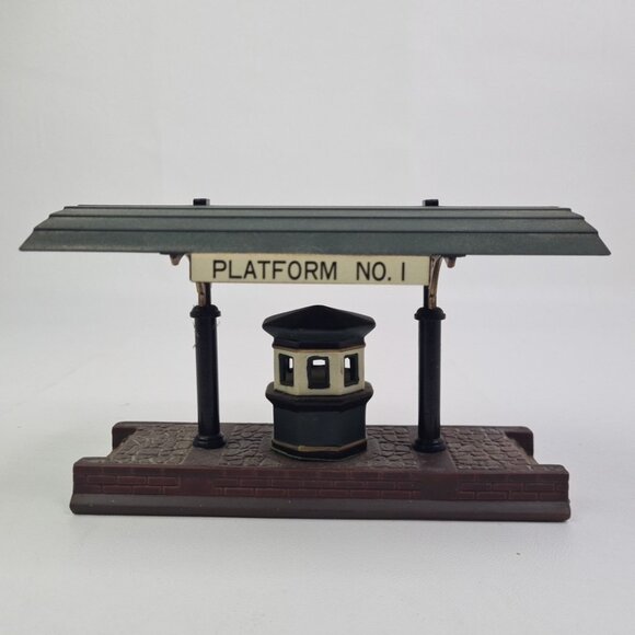 Department 56 Heritage Village "Victoria Station Train" 5575-1 Accessory Vntg - Picture 5 of 11